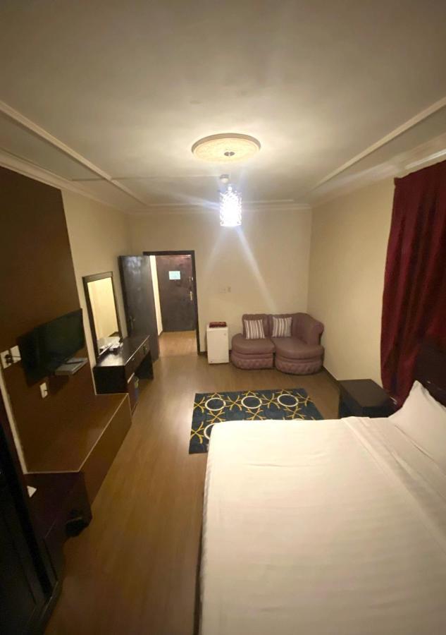 Inwan Residential Units Aparthotel ดัมมัม ภายนอก รูปภาพ